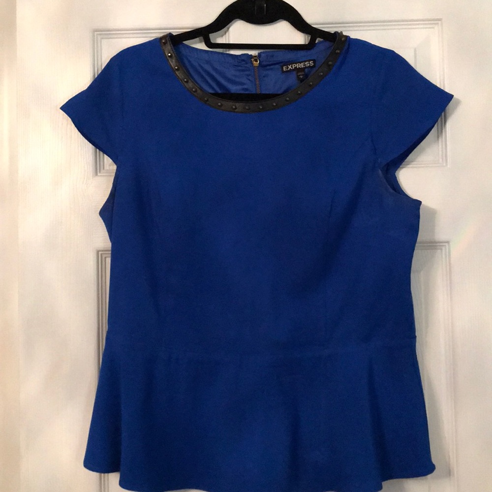 Express top blue